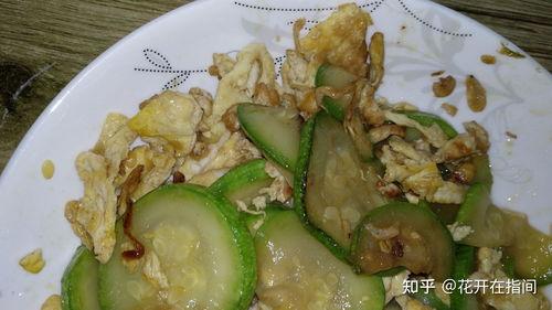 黑贝瓜可以炒着吃吗,炒菜新选择