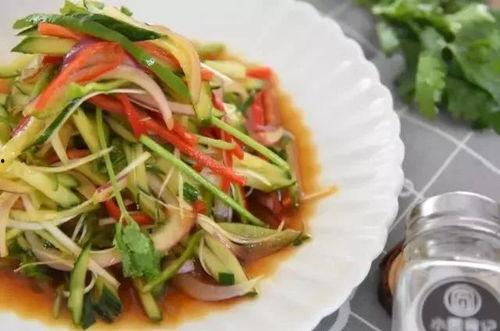 吃瓜爆料老虎菜,一场网络热传的美食风云