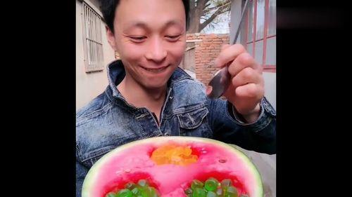 大黑哥吃瓜,揭秘娱乐圈幕后故事