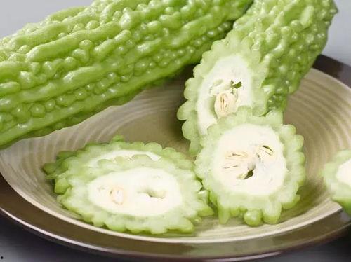 黑瓜吃料网免费大全,海量美食攻略，尽享味蕾盛宴