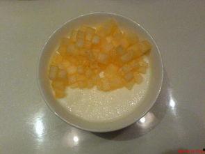 今日份芒果哈密瓜双皮奶,芒果哈密瓜双皮奶，双重口感尽享美味时光