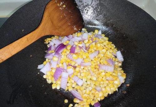 梦见吃鲜瓜解梦大便黑,鲜瓜解梦与大便黑便的神秘关联